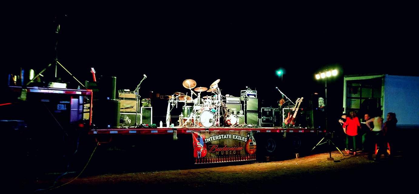 stage.jpg