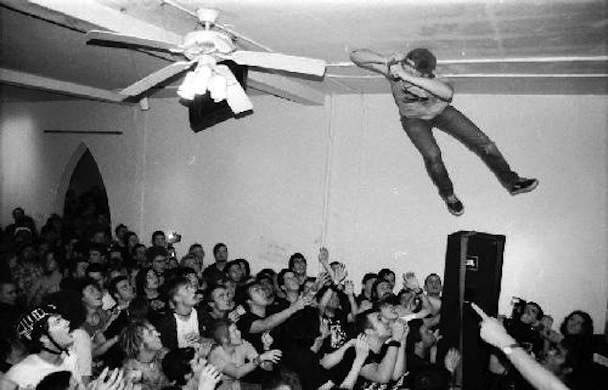Stagedive.jpg