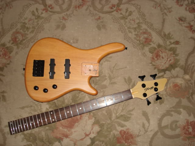 Stagg-apart2.jpg