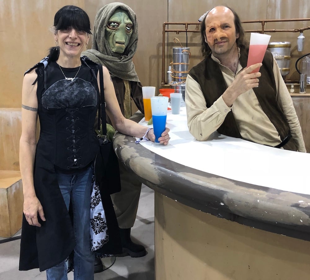 starwarsbar.jpg