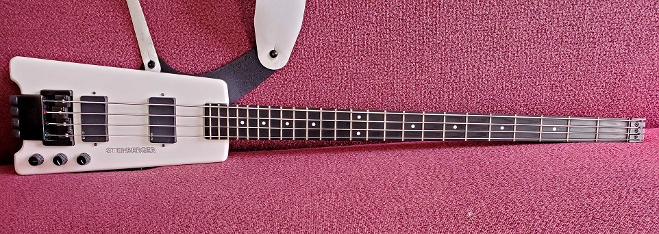 Steinberger XL2-small.jpg