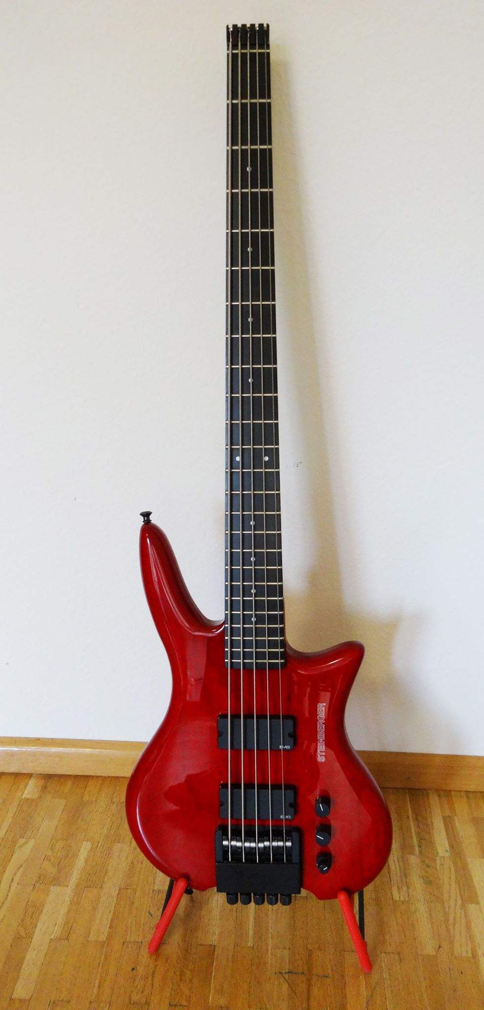 Steinberger XQ5A Moses.jpg