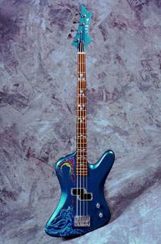 steve_harris_guitar1.jpg