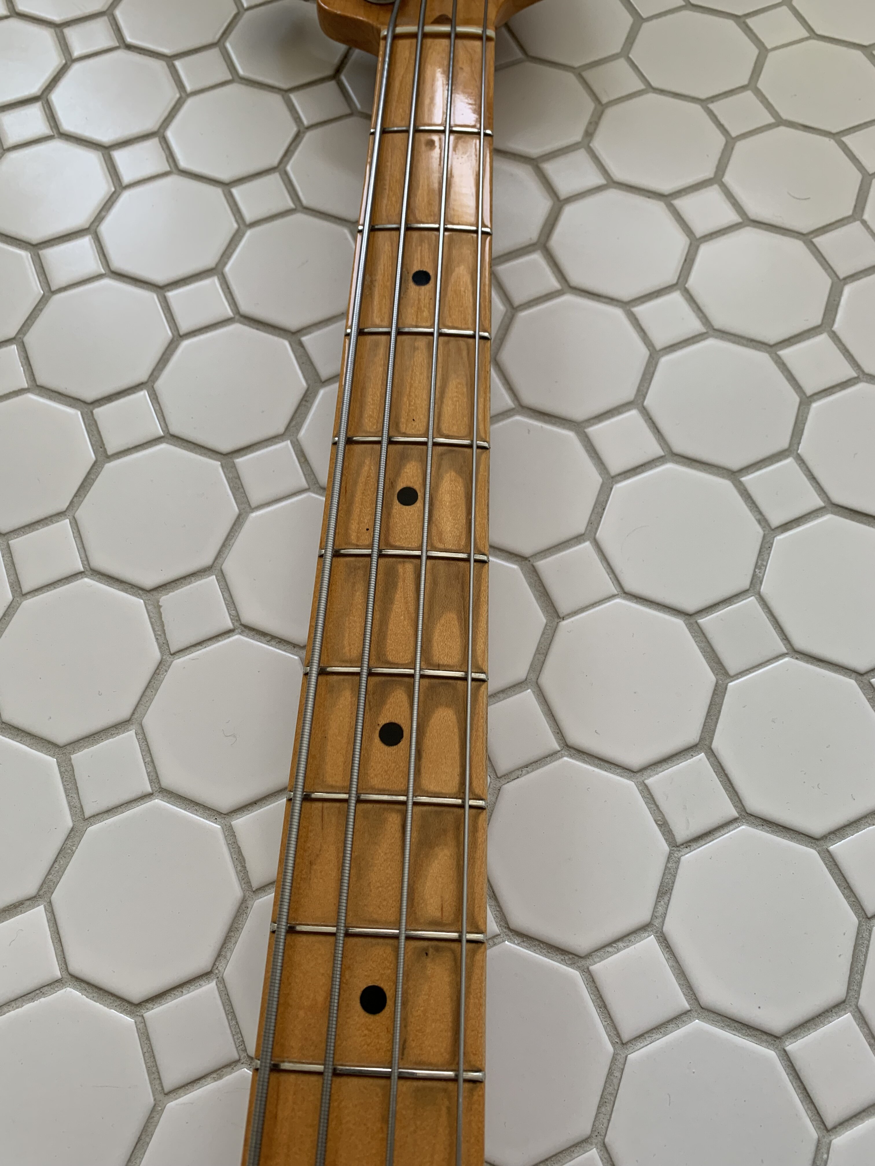 Stevie_2001_Fender_AVRI_57_P_Bass_3.jpeg