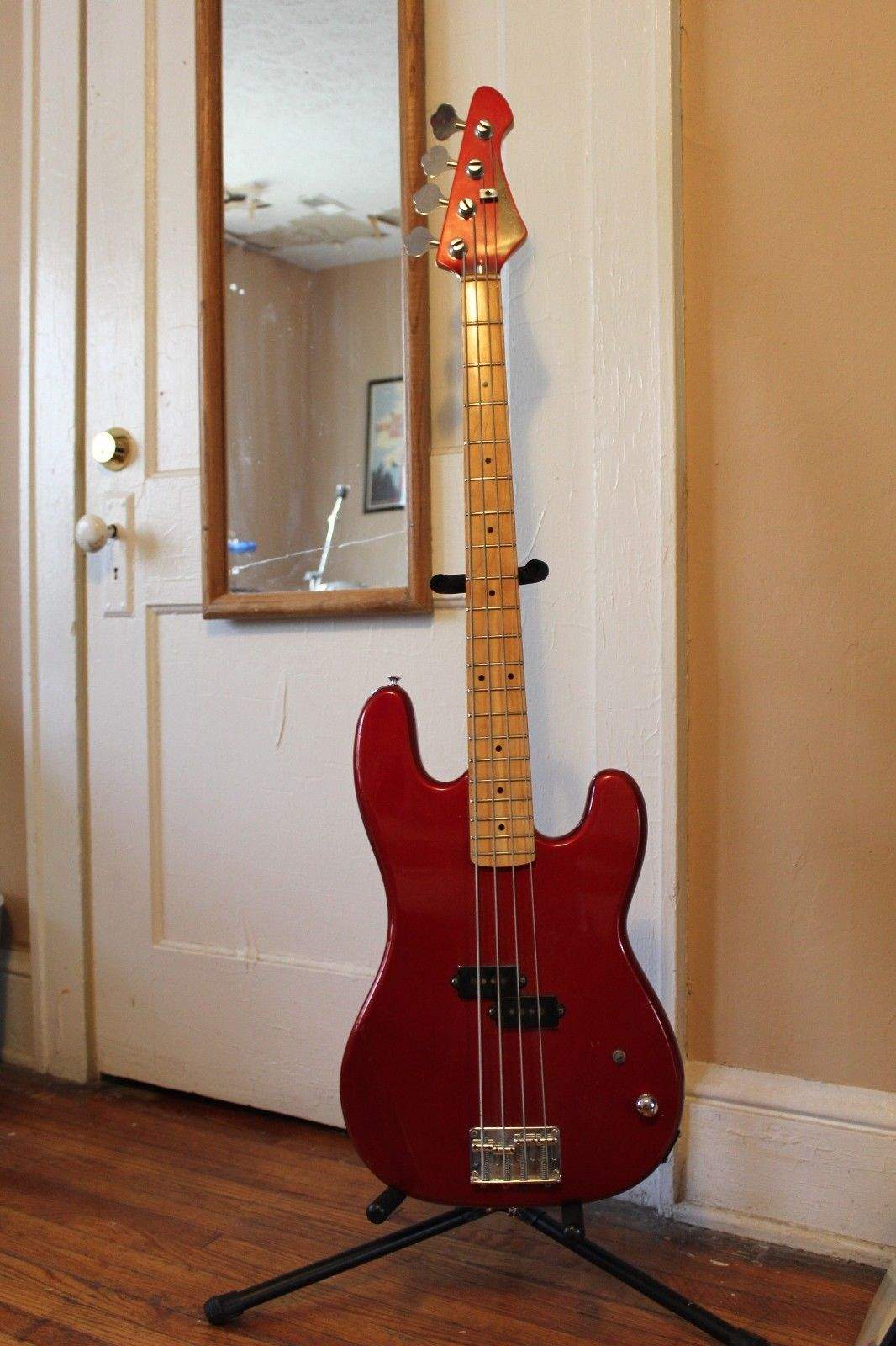 Stinger bass.jpg