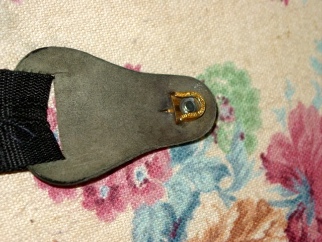 StrapLock1.jpg