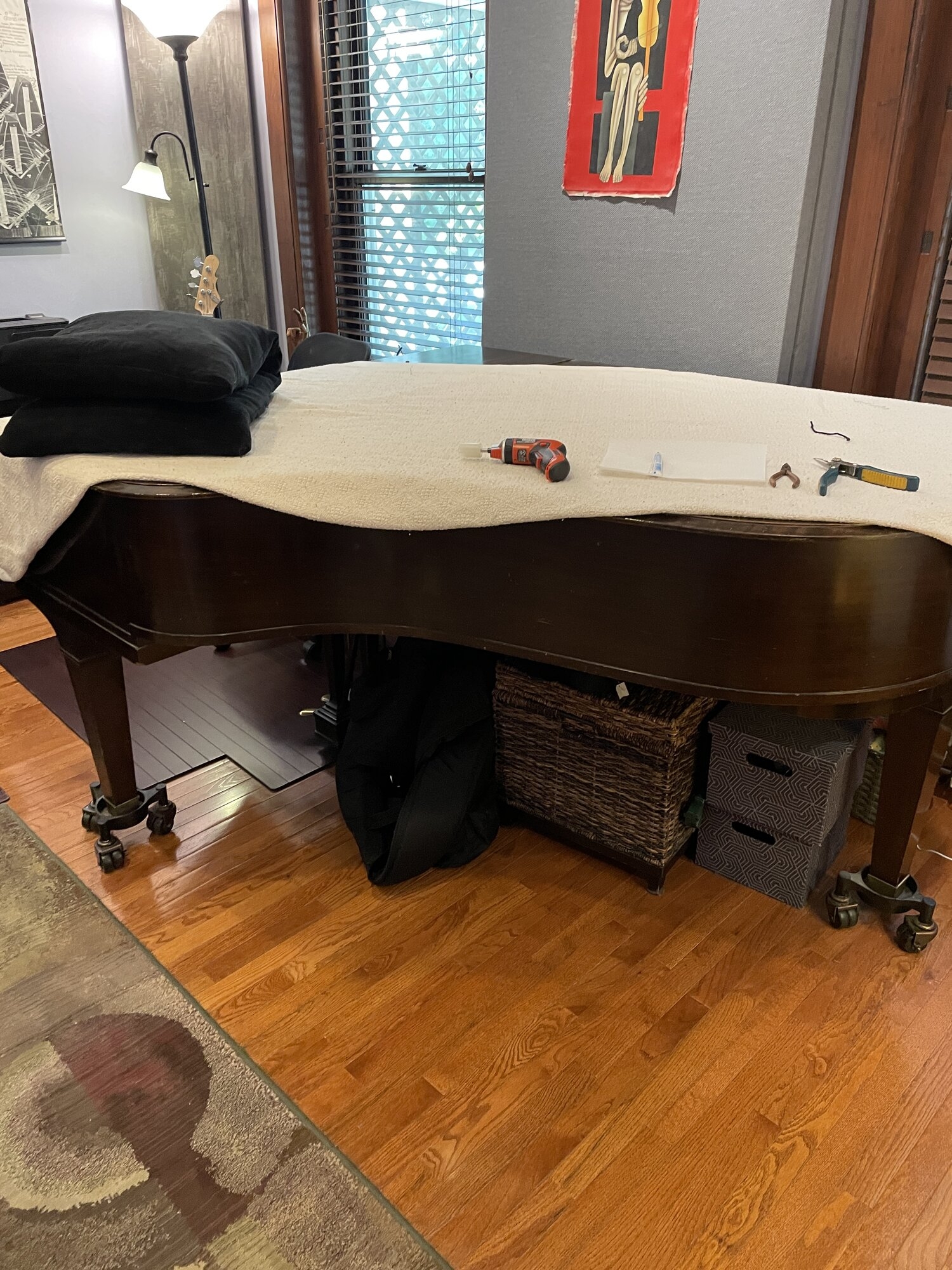String changing table.JPG