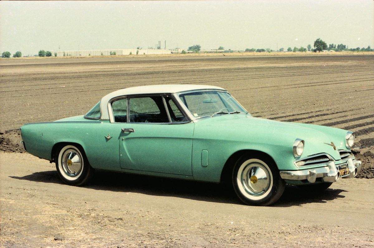 Studebaker-Starliner.jpg