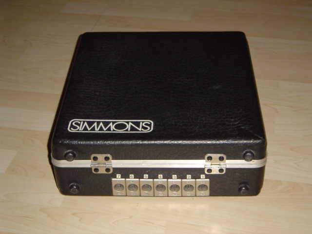 suitcase_02.jpg