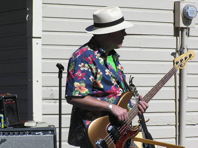 Summer06gig1.jpg