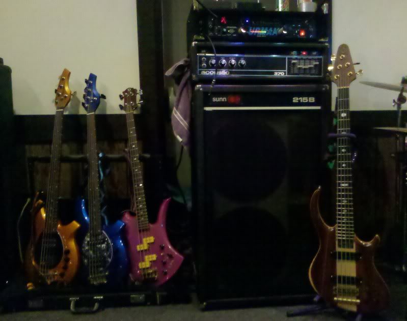 Sunn215BAfterGigRig.jpg