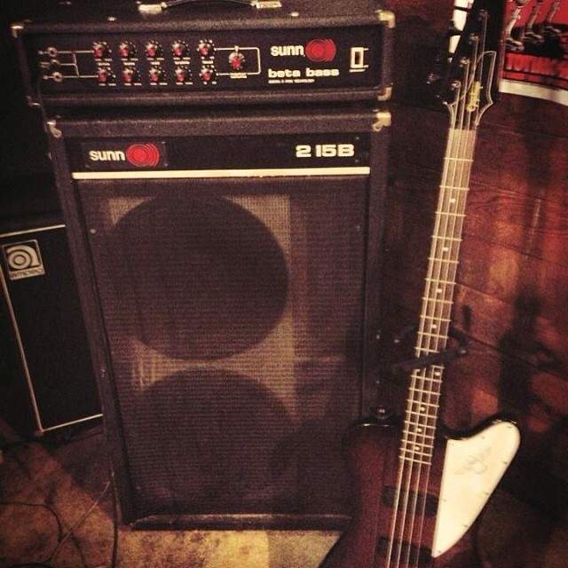 Sunn215SHfront.jpg