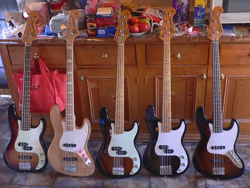 sx_basses_full2.jpg