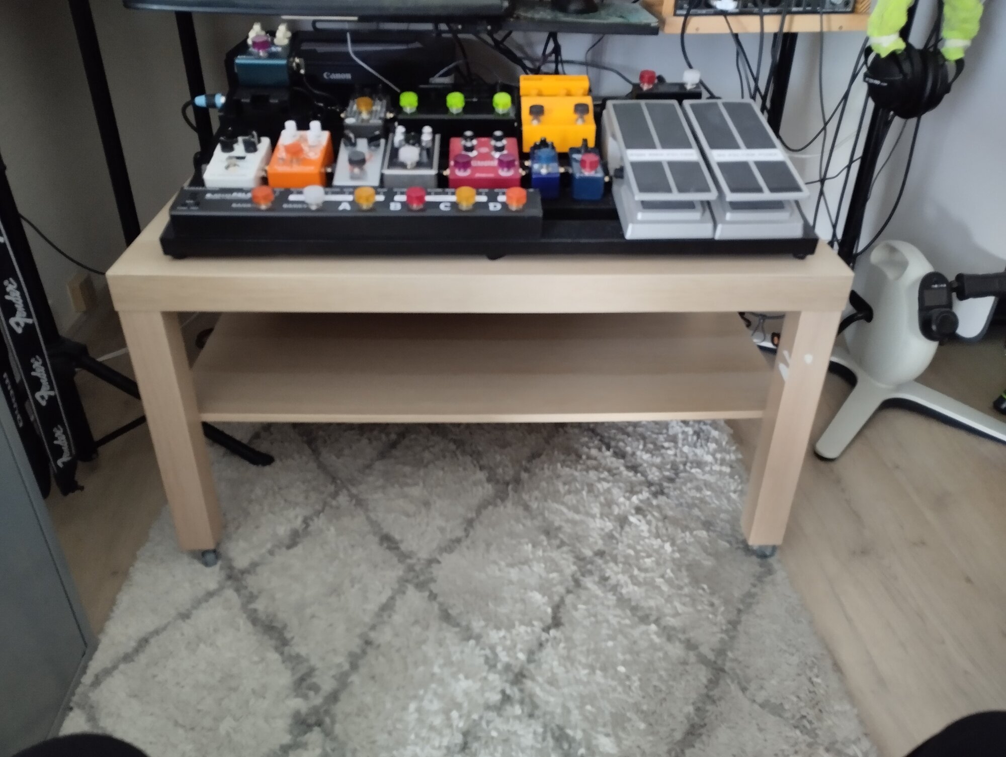 Table roulettes pedalboard.jpg