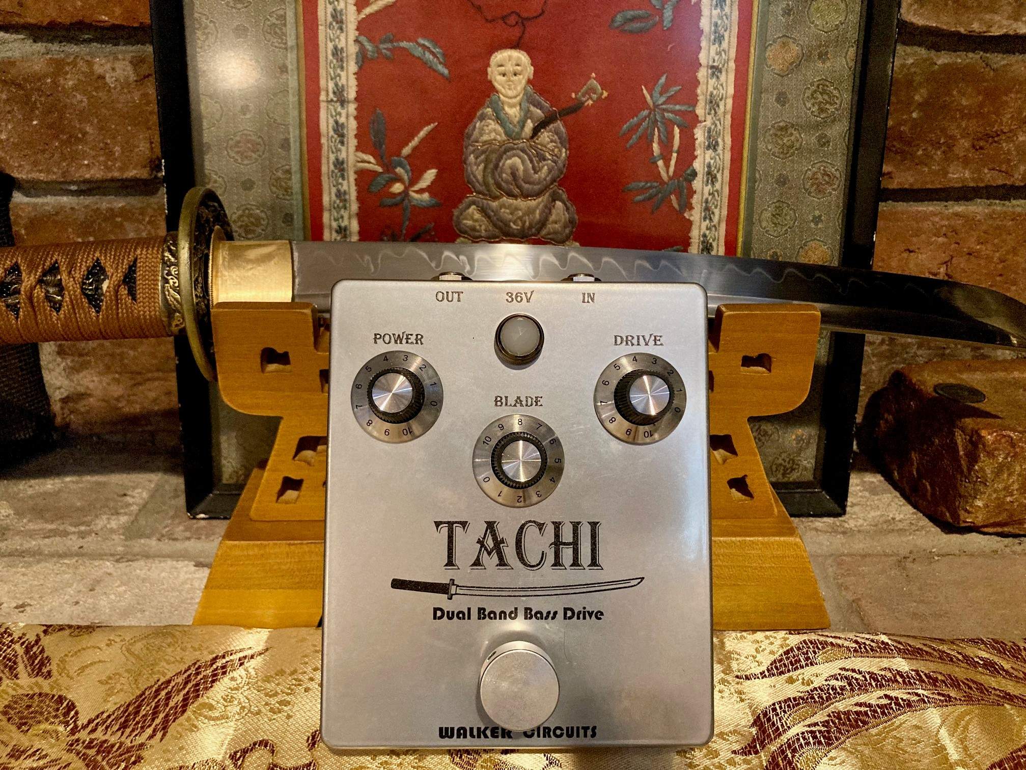 tachi.jpg