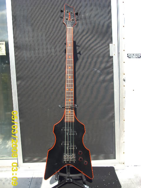 takaminebass013.jpg