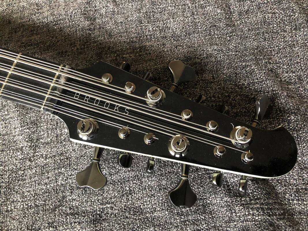 tb-12-wh-stringed-head_orig.jpg
