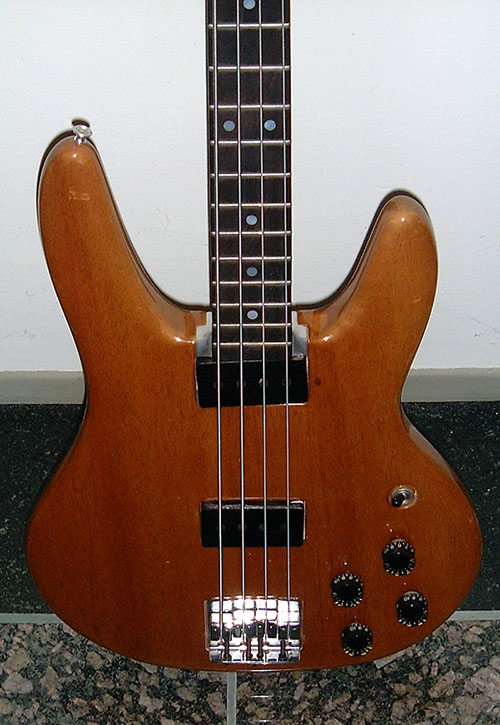 TB2000_103.jpg