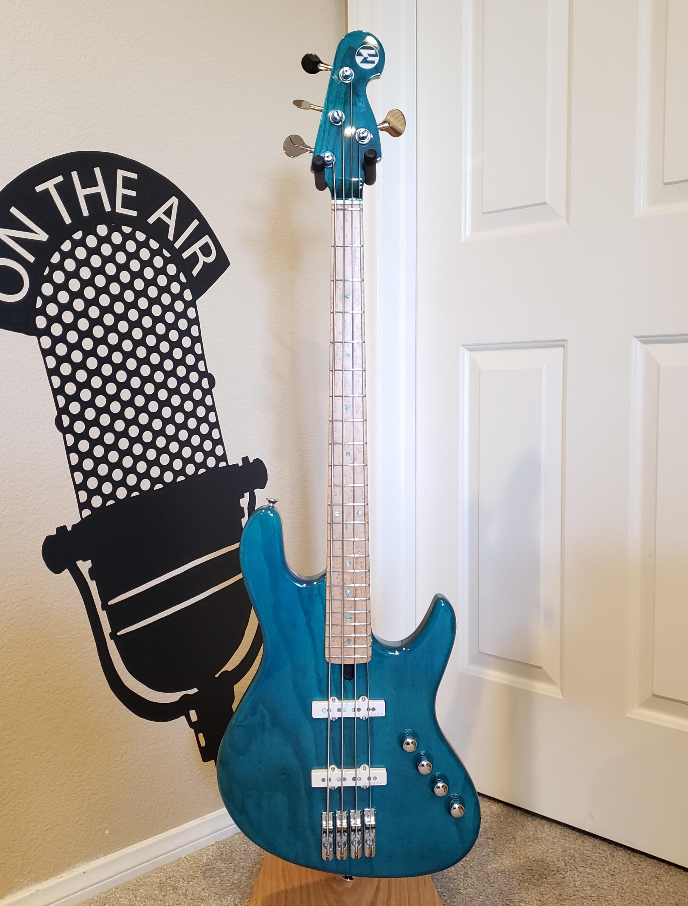 tdj4S87.jpg