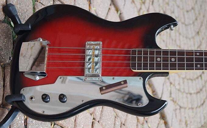 teisco-kingston-b.jpg