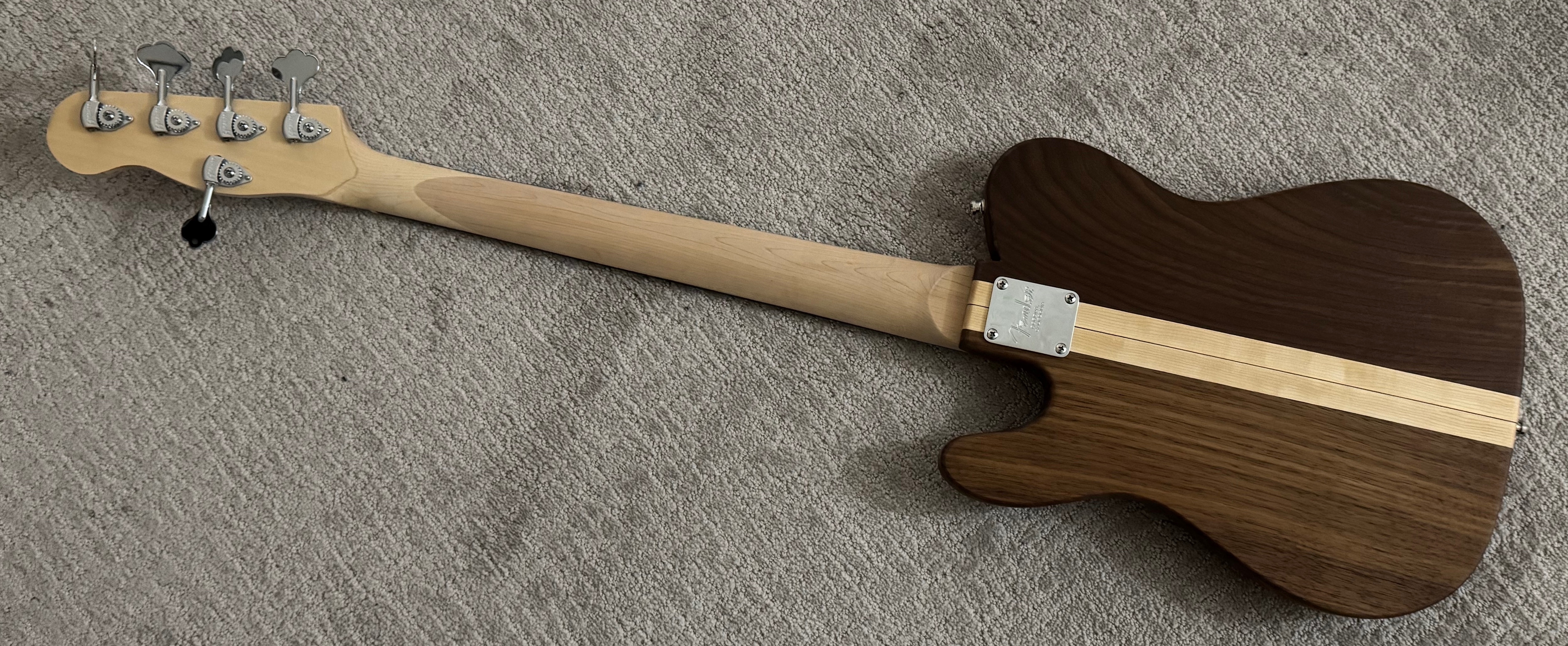 TeleBack01.jpg