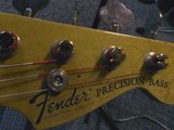 th_P-Bass.jpg