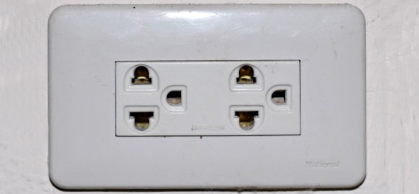 Thai_socket.jpg