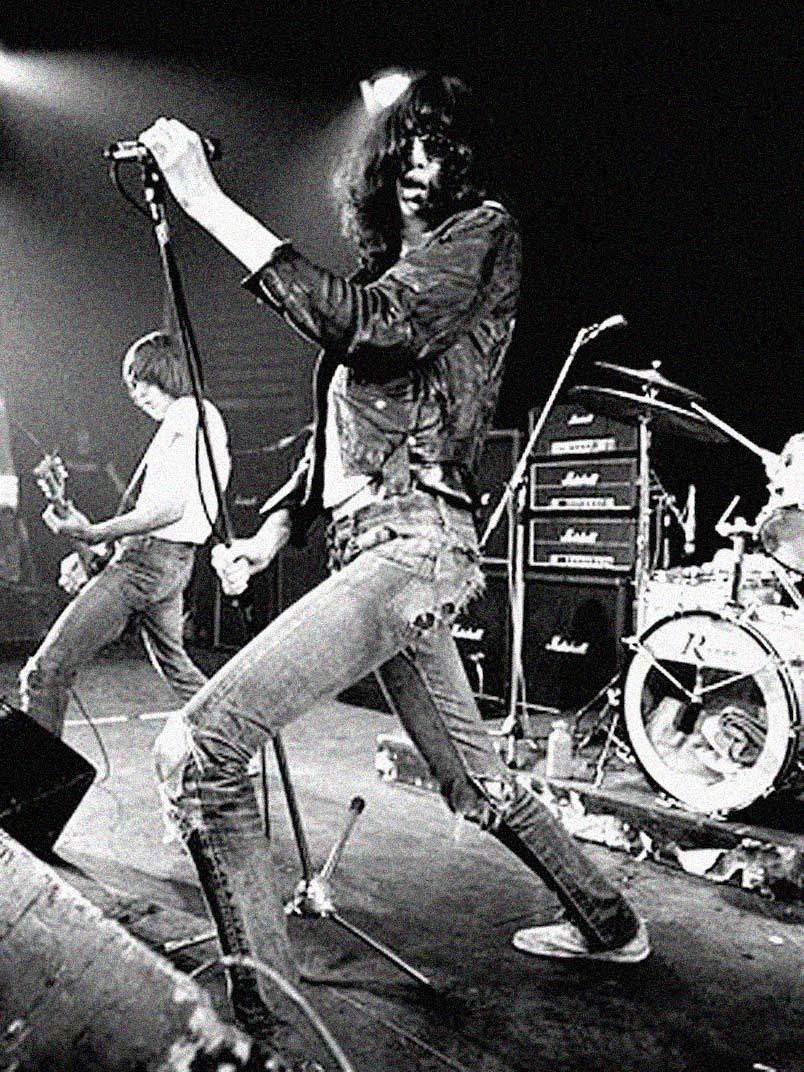 The-Ramones-resize-2.jpg