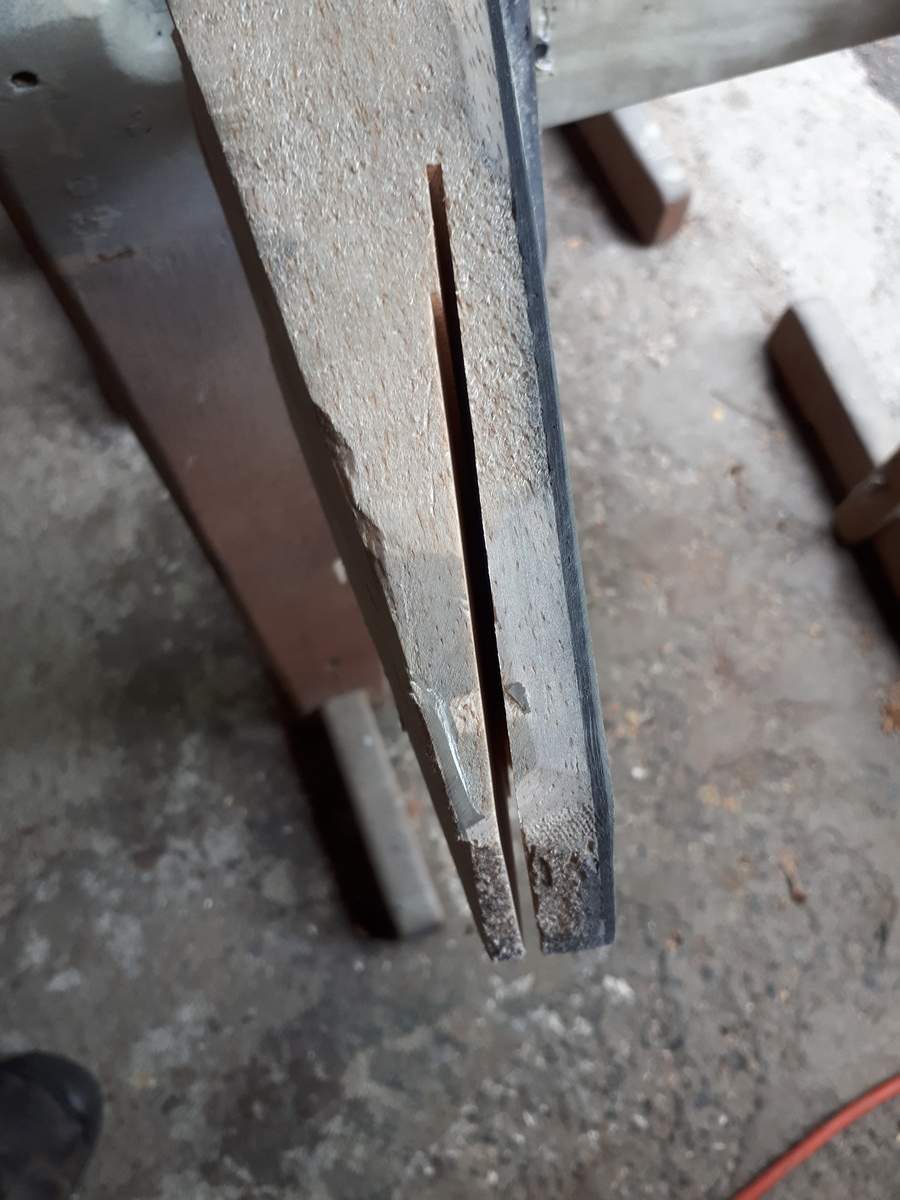 thicknesing_headstock.jpg