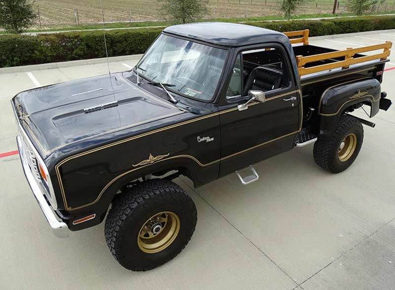 three-quarter-angle-dodge-warlock.jpg