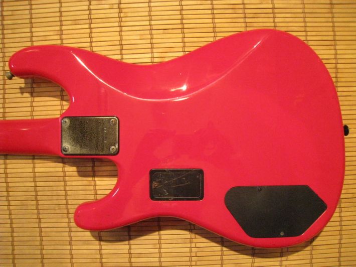 thumb.php?file=ibanezrb690-96-3s.jpg