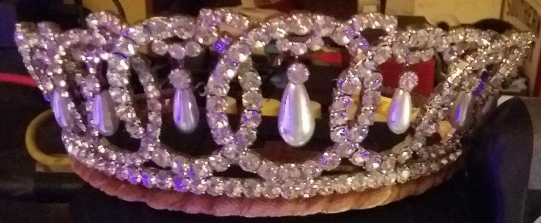 TIARA.JPG