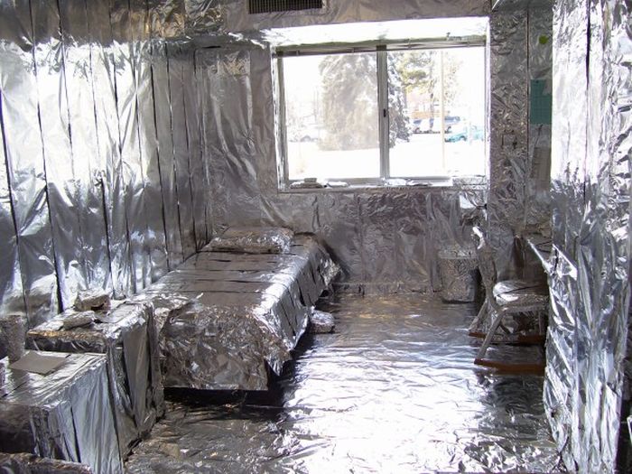 tin_foil_prank_09.jpg