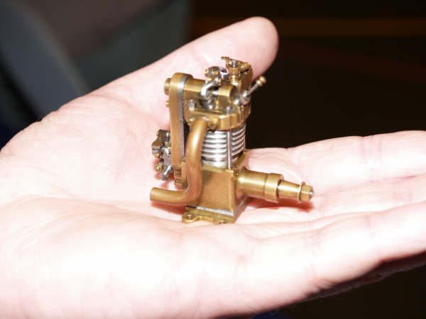 tiny_4s_1.jpg