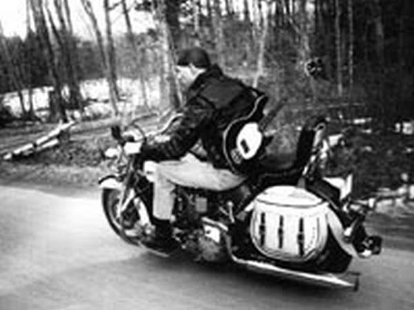 TlevHarley.jpg