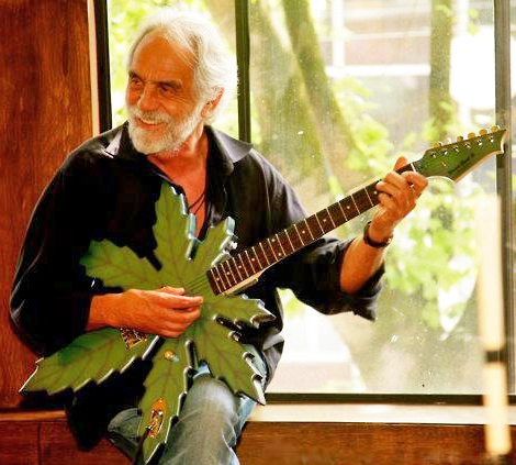 TommyChong_guitar.jpg
