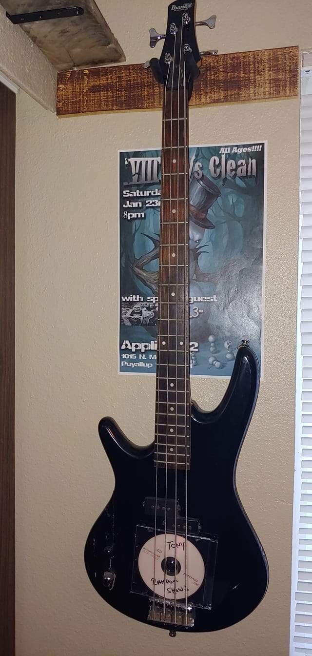 Tonys Bass.jpg
