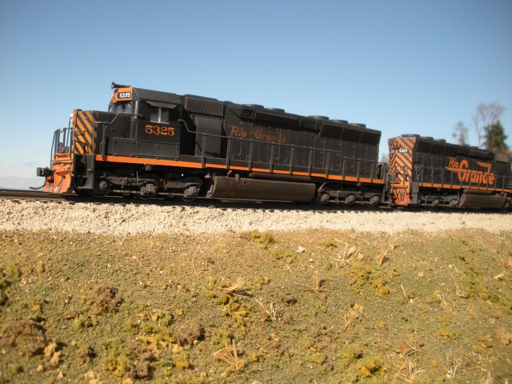 trains014-1.jpg