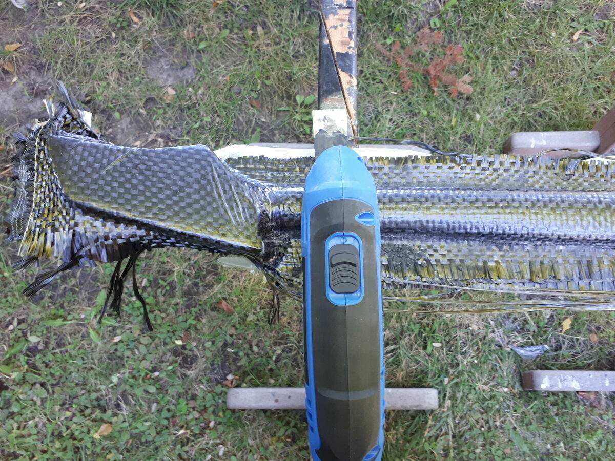 trimming_cf_multitool.jpg