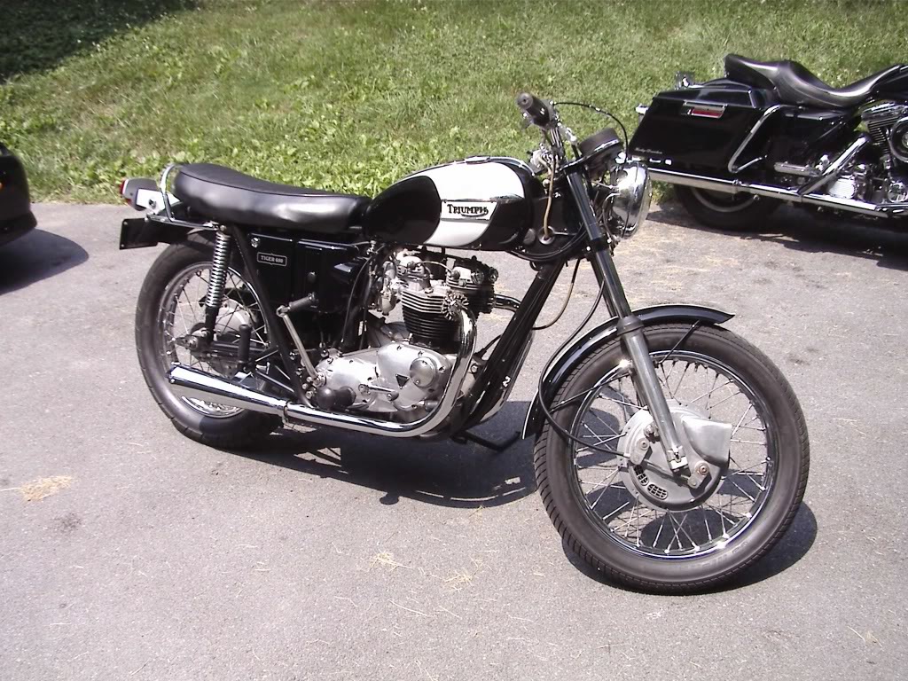 Triumph7-11-04.jpg