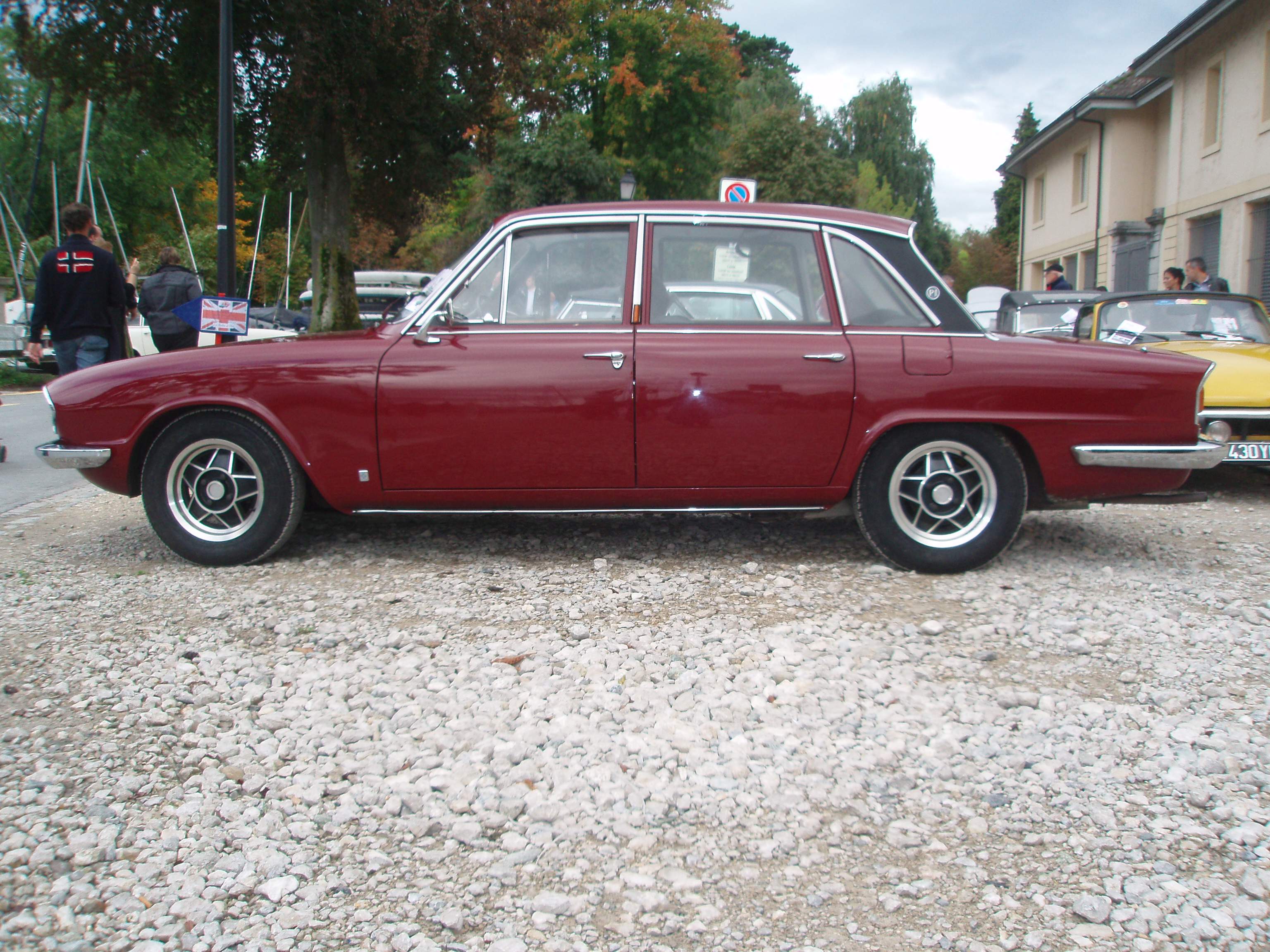 Triumph_2500_PI_Mk2_in_Morges_2013_-_Left.jpg
