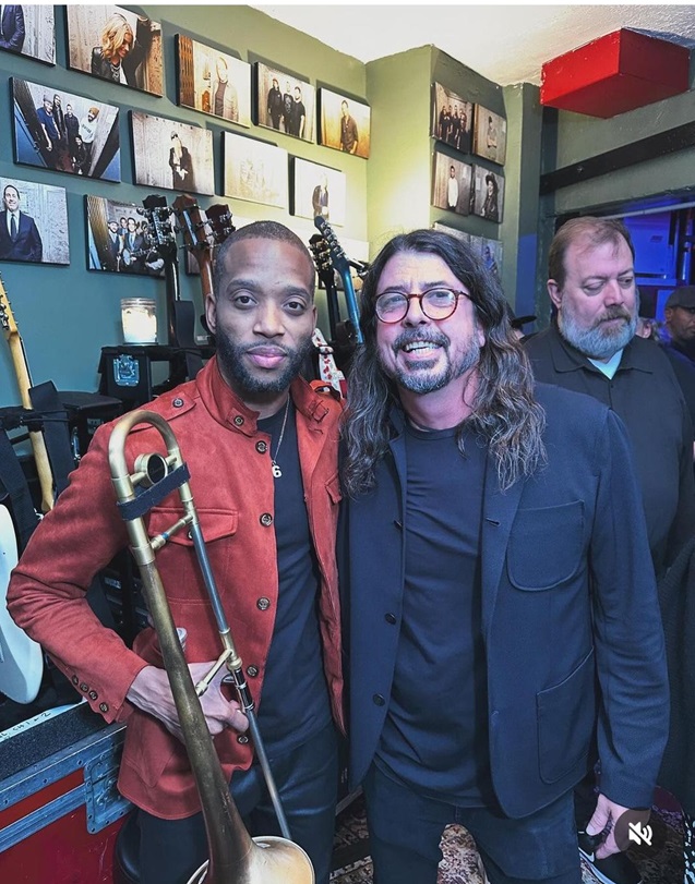 trombone grohl.jpg