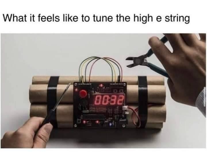 Tune-the-high-e-string.jpeg
