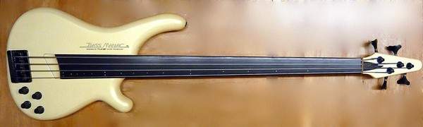 Tune_fretless_Bass.jpg
