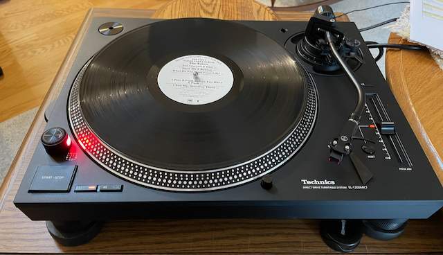 Turntable - 1 (1).jpeg