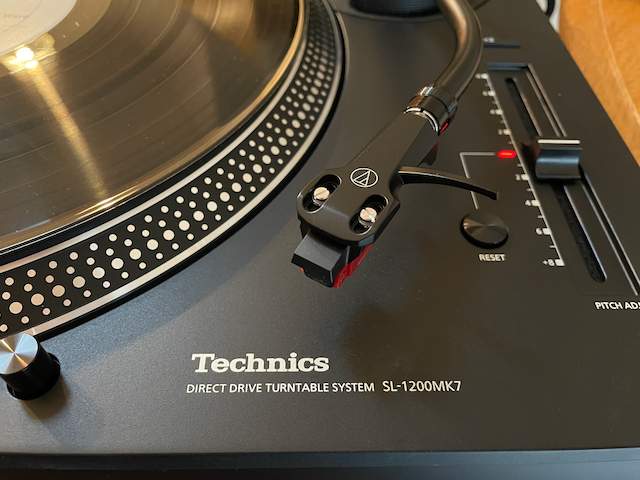 Turntable - 1 (2).jpeg