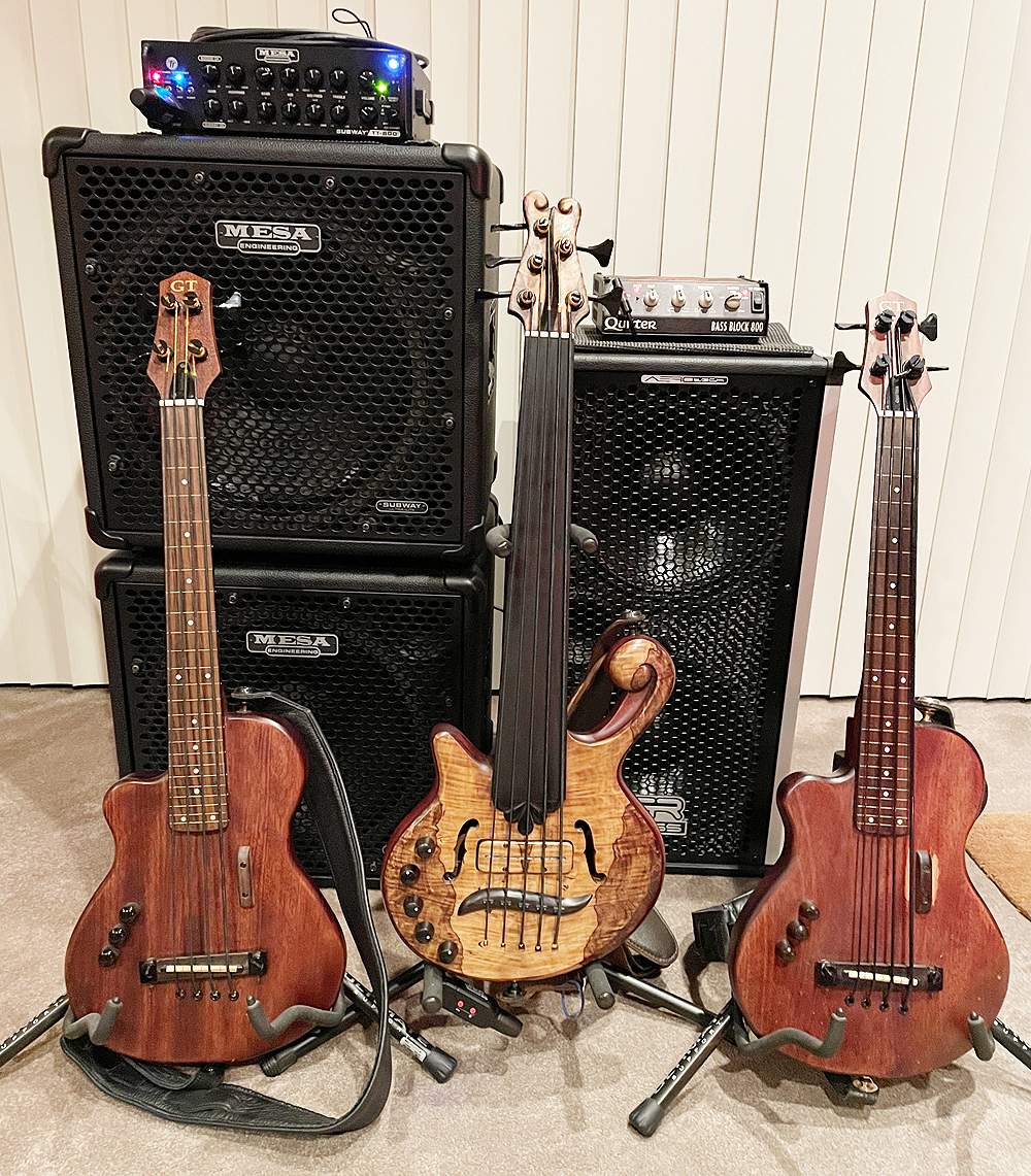 UkeBassesAmps01.jpg