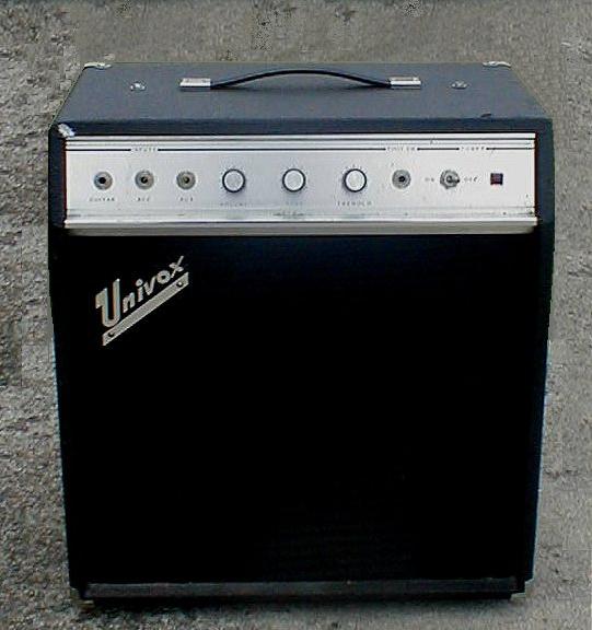 Univox_U45B_amplifier.jpg