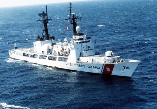 USCGC_Hamilton_(WHEC-715).jpg