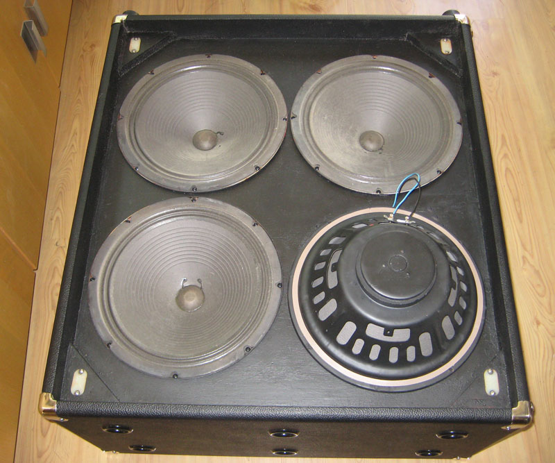 v4cab-5.jpg